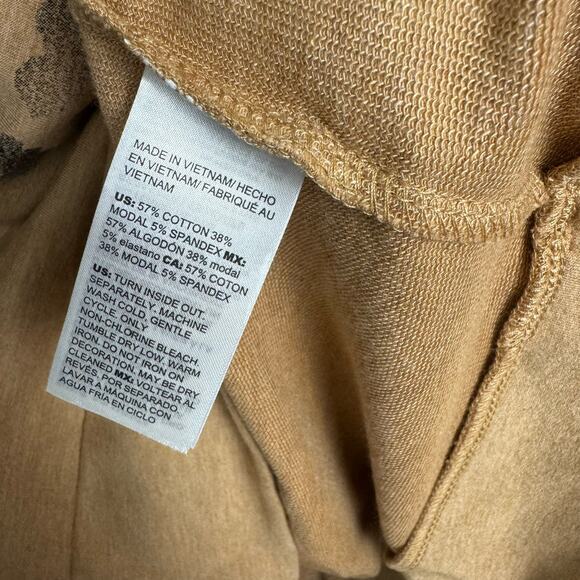 Chico's Zenergy Cheetah Print Head Face Sweater Size 1 or U.S. 8/10 Crew Neck - Picture 6 of 9